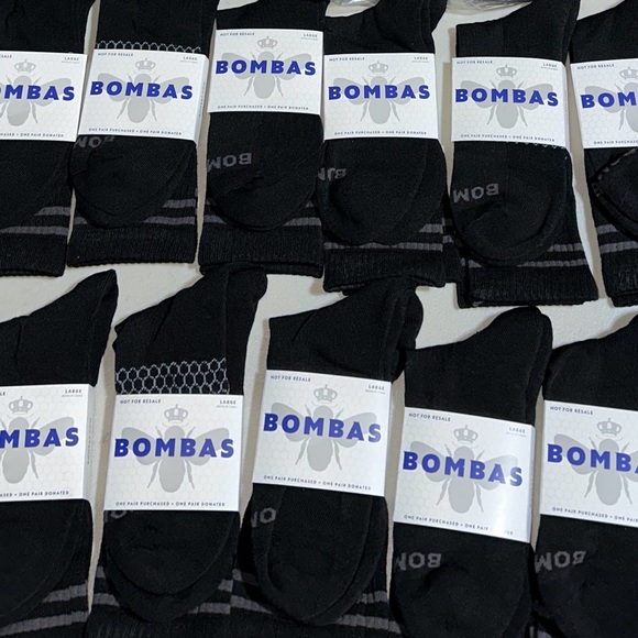 25 pairs Black Bombas Calf Socks Size Large